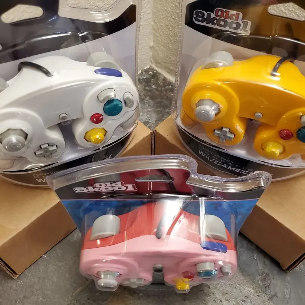 3 Gamecube Controllers - 3 Colors Bundle (NEW) - Pink White Orange - Nintendo